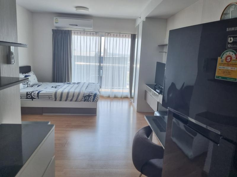 Condo for rent at Supalai mare